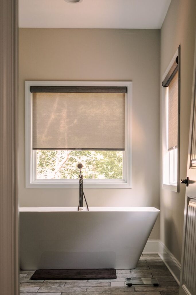 Proper Installation Bathroom Blinds