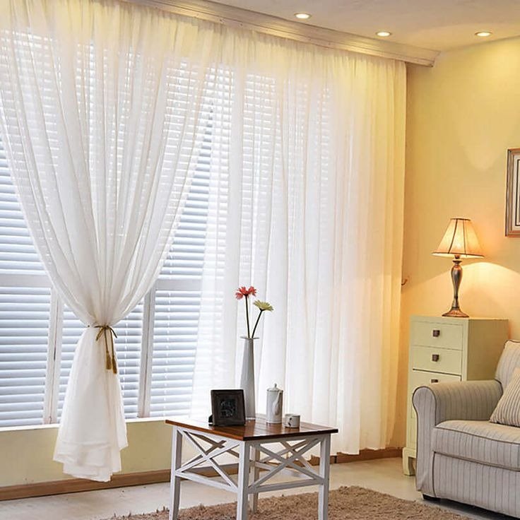 How Do Different Curtain Types Affect Curtain Rod Selection?